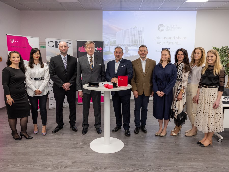 Košický klaster nového priemyslu a Deutsche Telekom IT Solutions Slovakia podpísali memorandum o spolupráci
